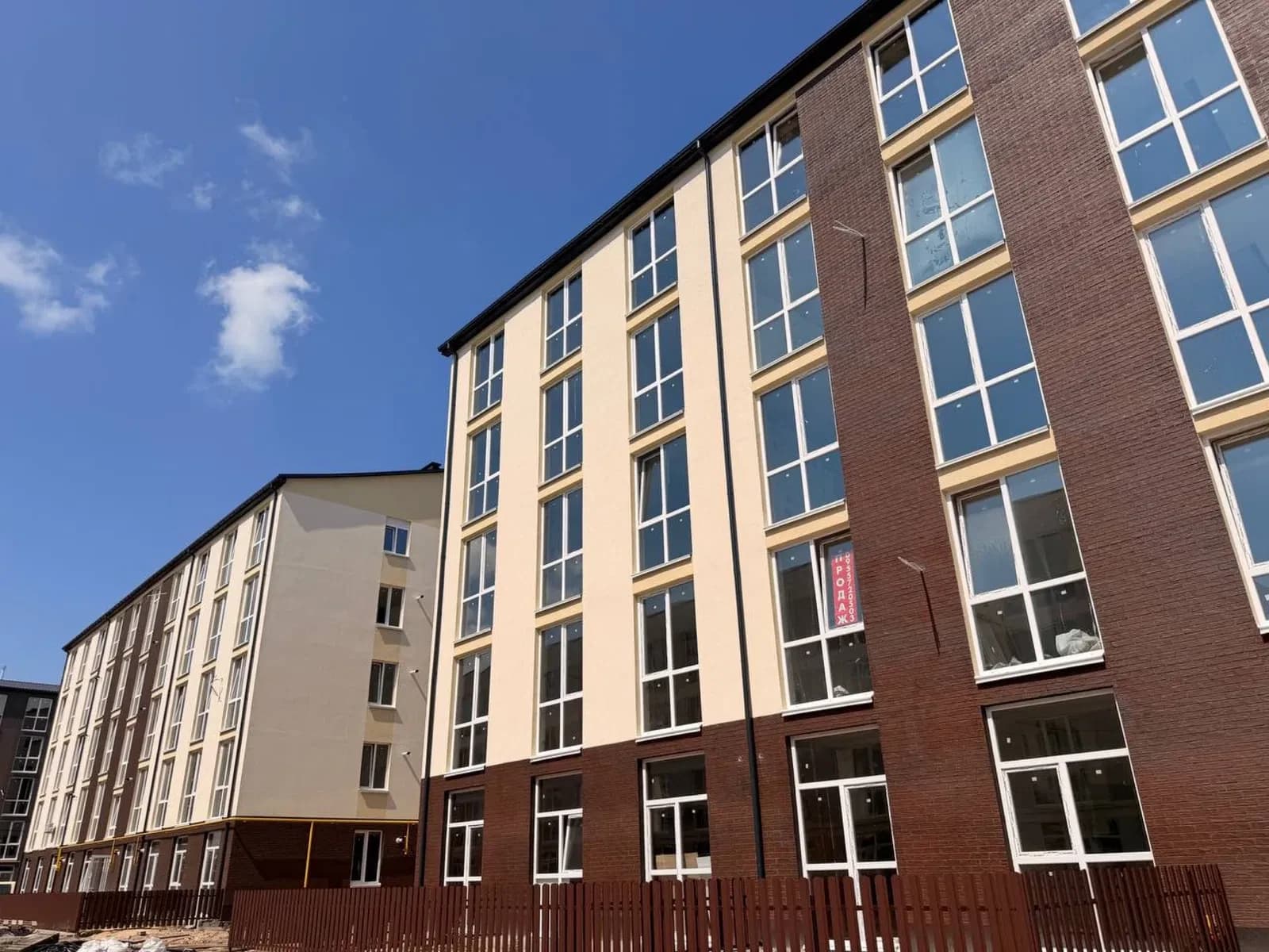 1-кімнатна квартира у ЖК Sanville Park: газовий котел, панорамні вікна