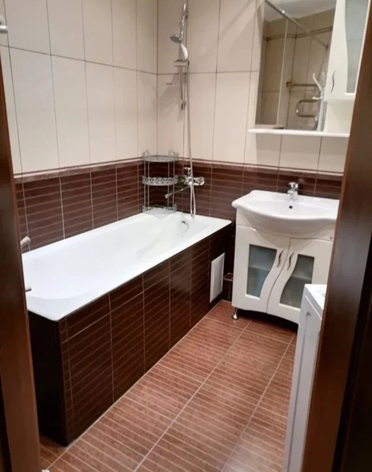 1-кімнатна квартира, Виноградар: кухня 14 м², духова шафа - фото 3