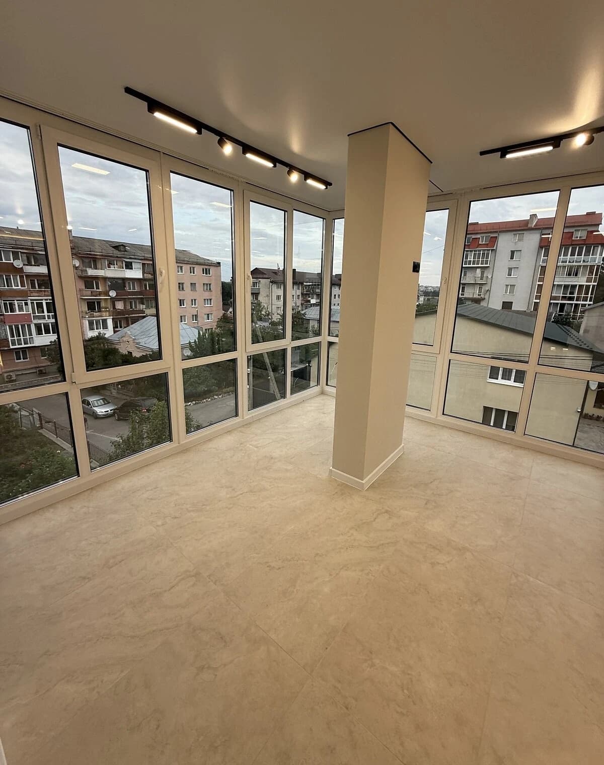 2-кімнатна квартира, Дружба: цегляні стіни, газове опалення - фото 3