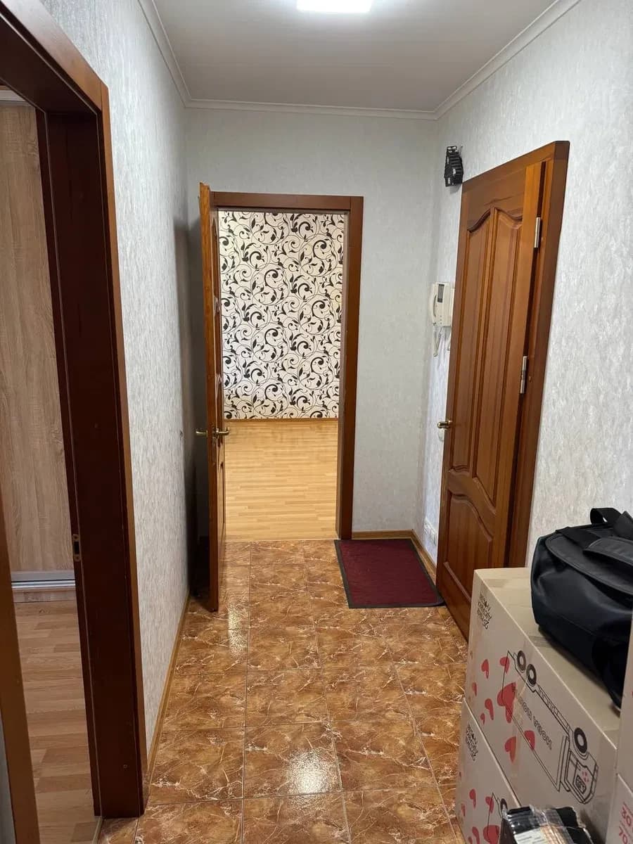 2-кімнатна квартира, Комунарський: парк поруч, АТБ і зупинка - фото 3