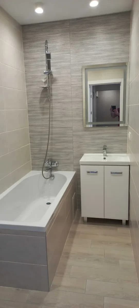 3-кімнатна квартира, Голосіївський: новий ремонт, метро 250 м - фото 2