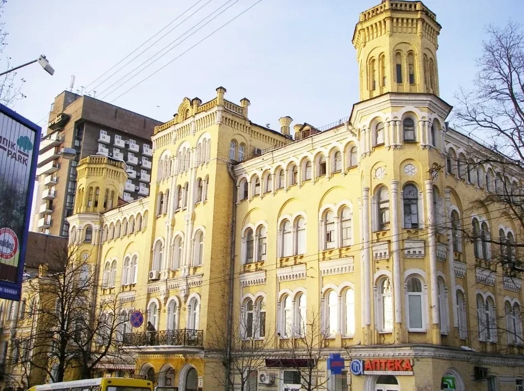 Конференц-зал, Шевченківський: до 100 людей, безперебійне живлення - фото 5