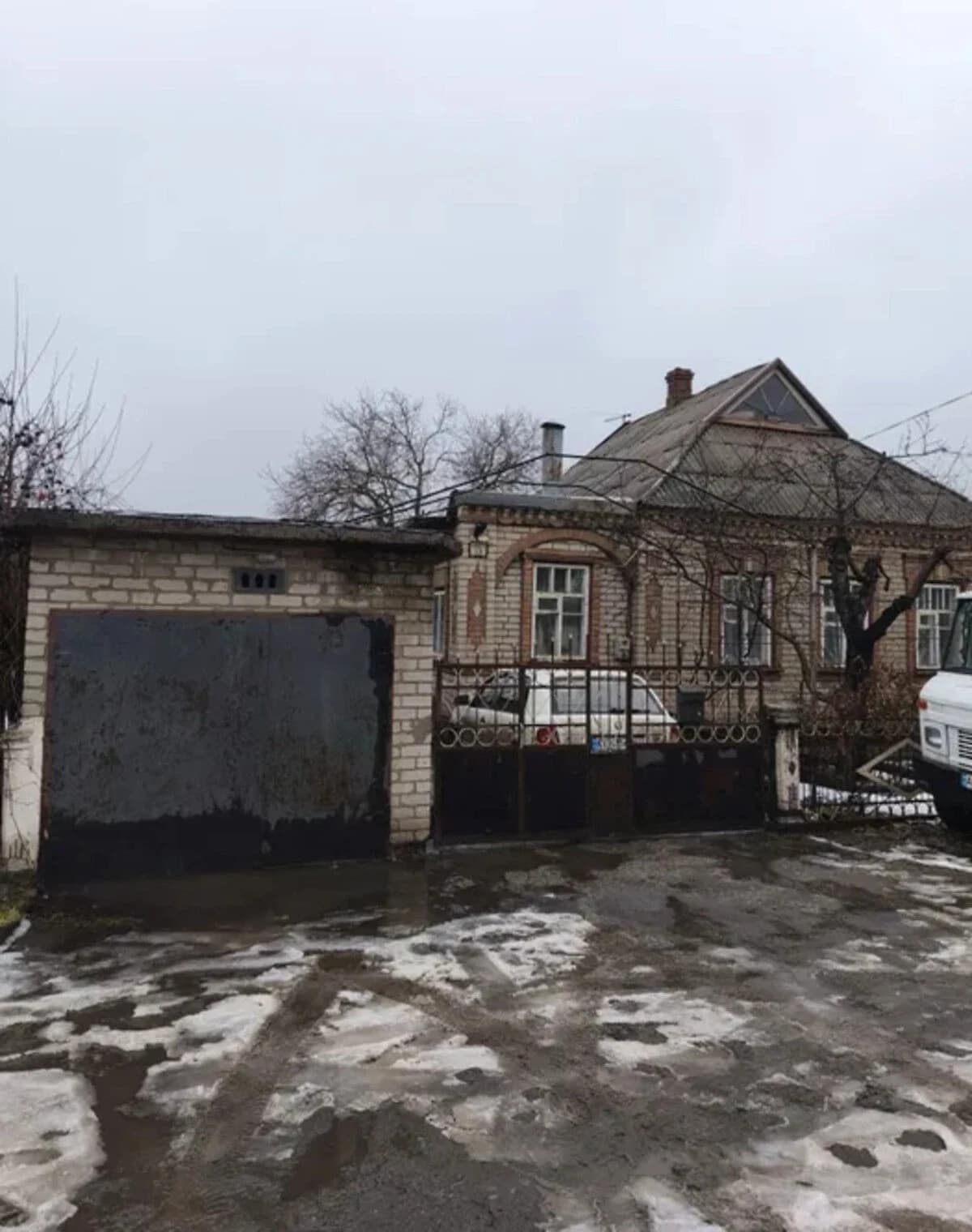Будинок, Кривий Ріг: гараж із підвалом, газове опалення - фото 1