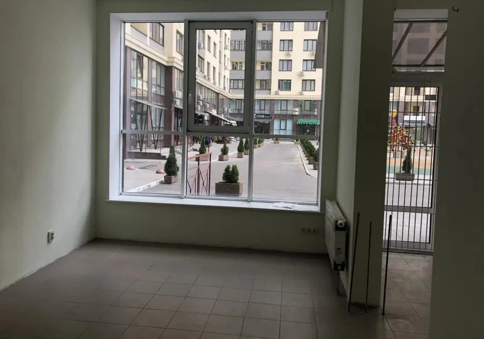 Офіс на вул. Степана Рудницького: 1 поверх, у житловому будинку - фото 4