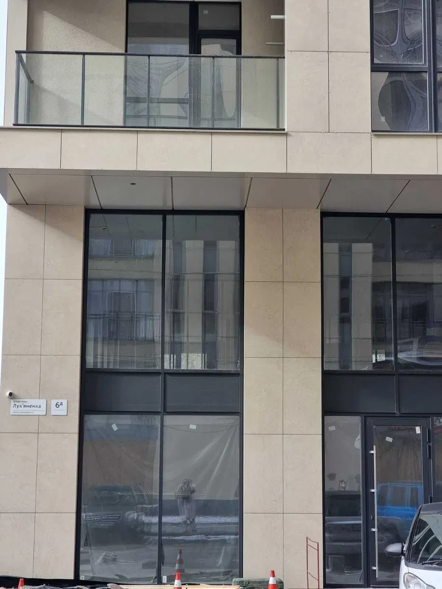 2-кімнатна квартира у ЖК Жовтневий: балкон 5,6 м², під єОселю - фото 2