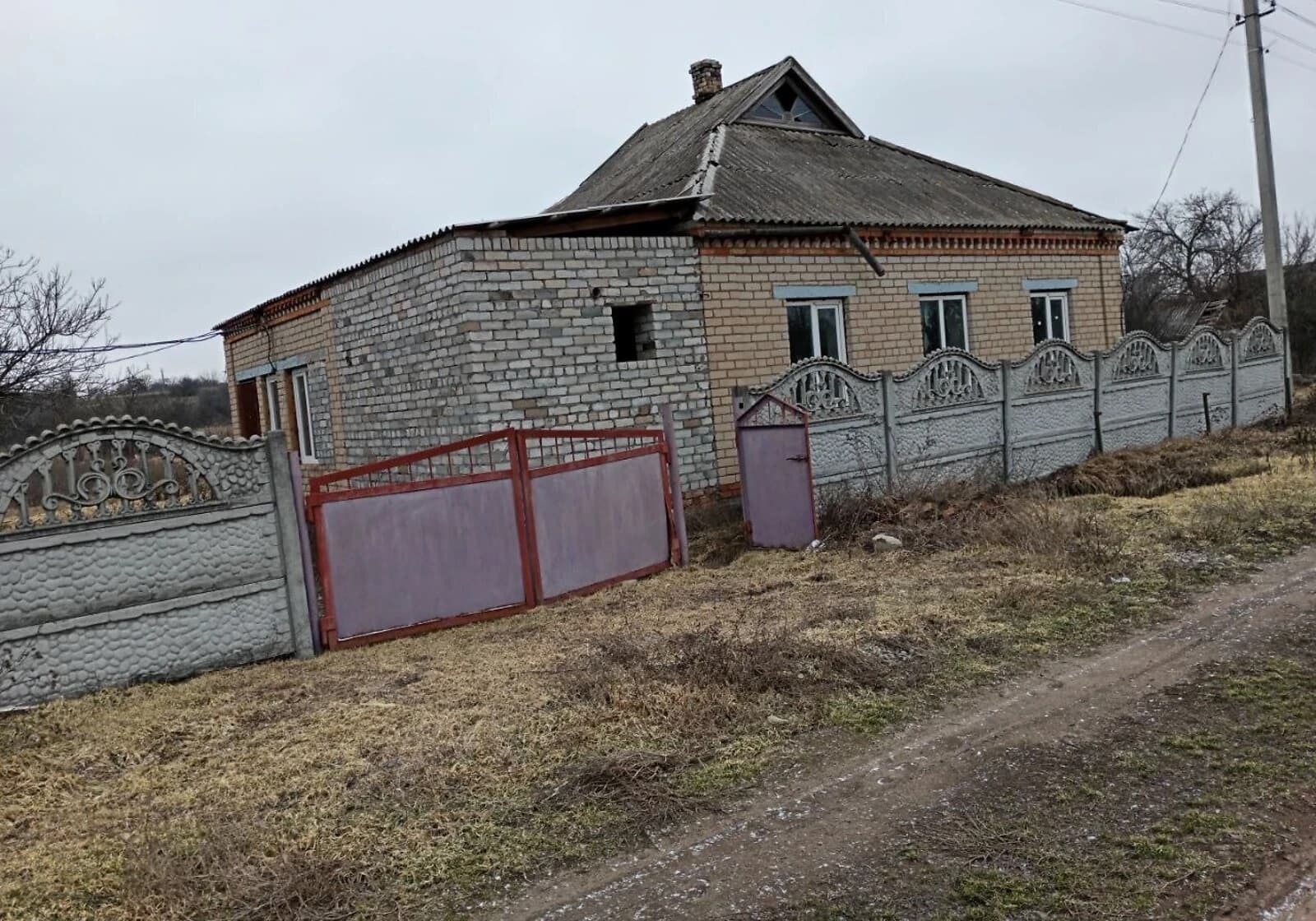 Будинок, Гурівка: 30 соток, криниця, літня кухня