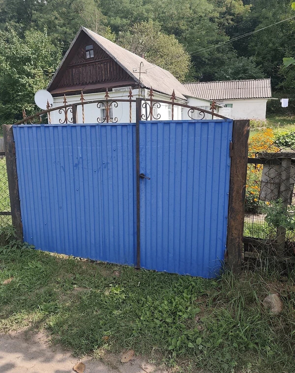 Будинок, Троянів: 11 соток, газове й пічне опалення - фото 1