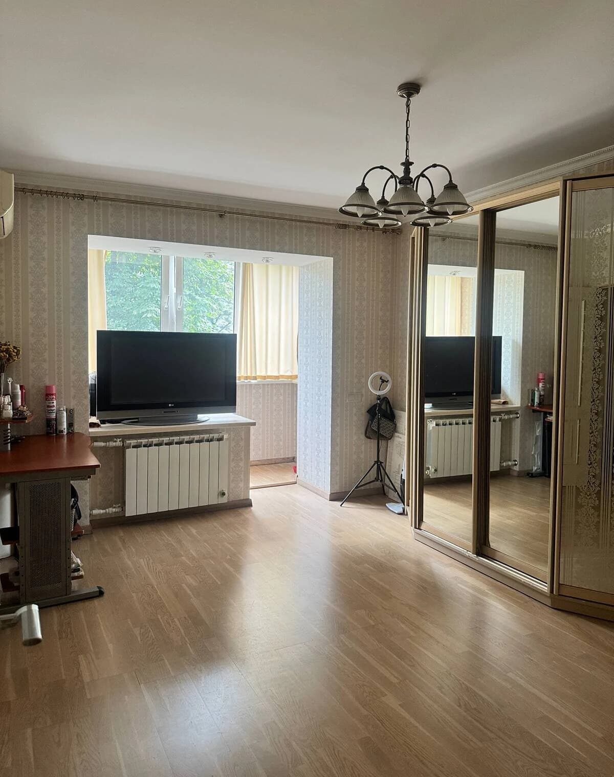 1-кімнатна квартира, Солом'янка: євроремонт, бойлер, метро Вокзальна - фото 1
