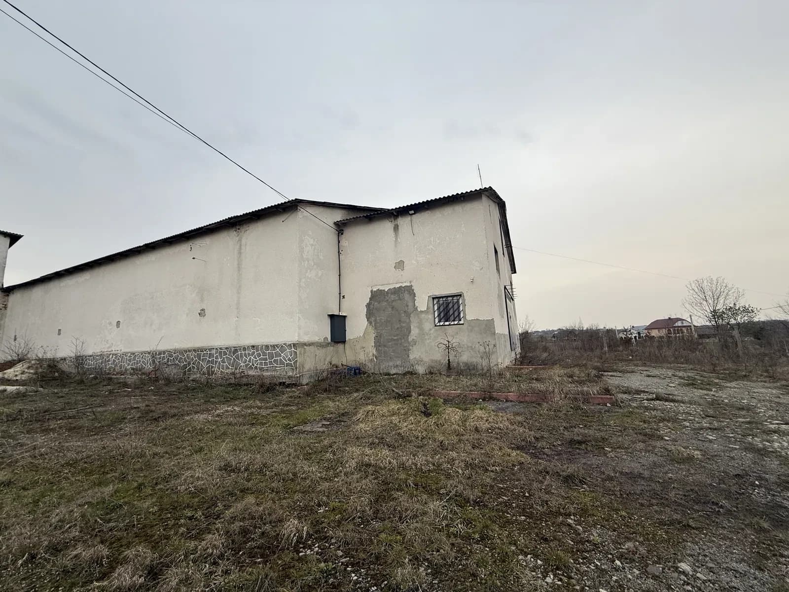 Приміщення, Отинія: висота 5 м, світло 30 кВт, без сусідів - фото 3