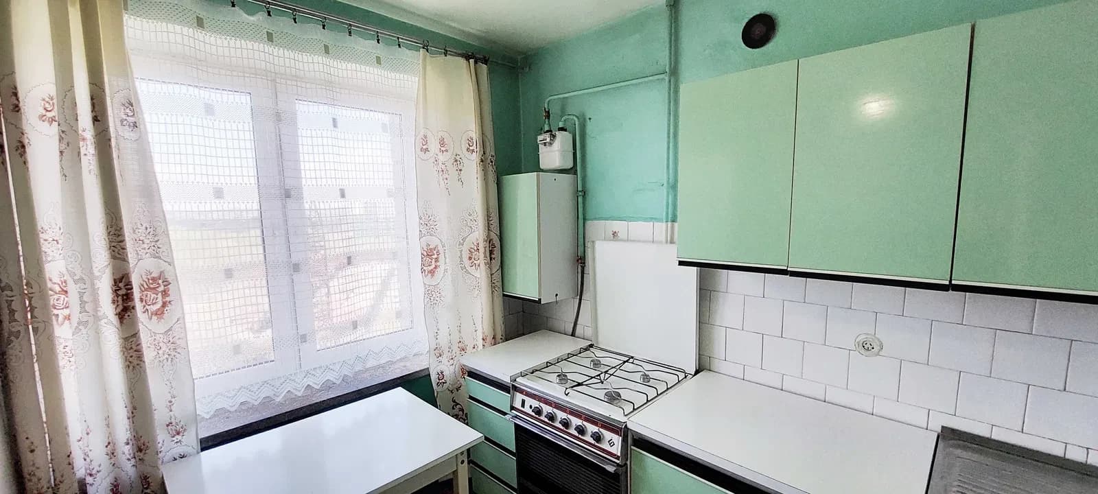 1-кімнатна квартира, Залізничний: засклений балкон, комора - фото 4