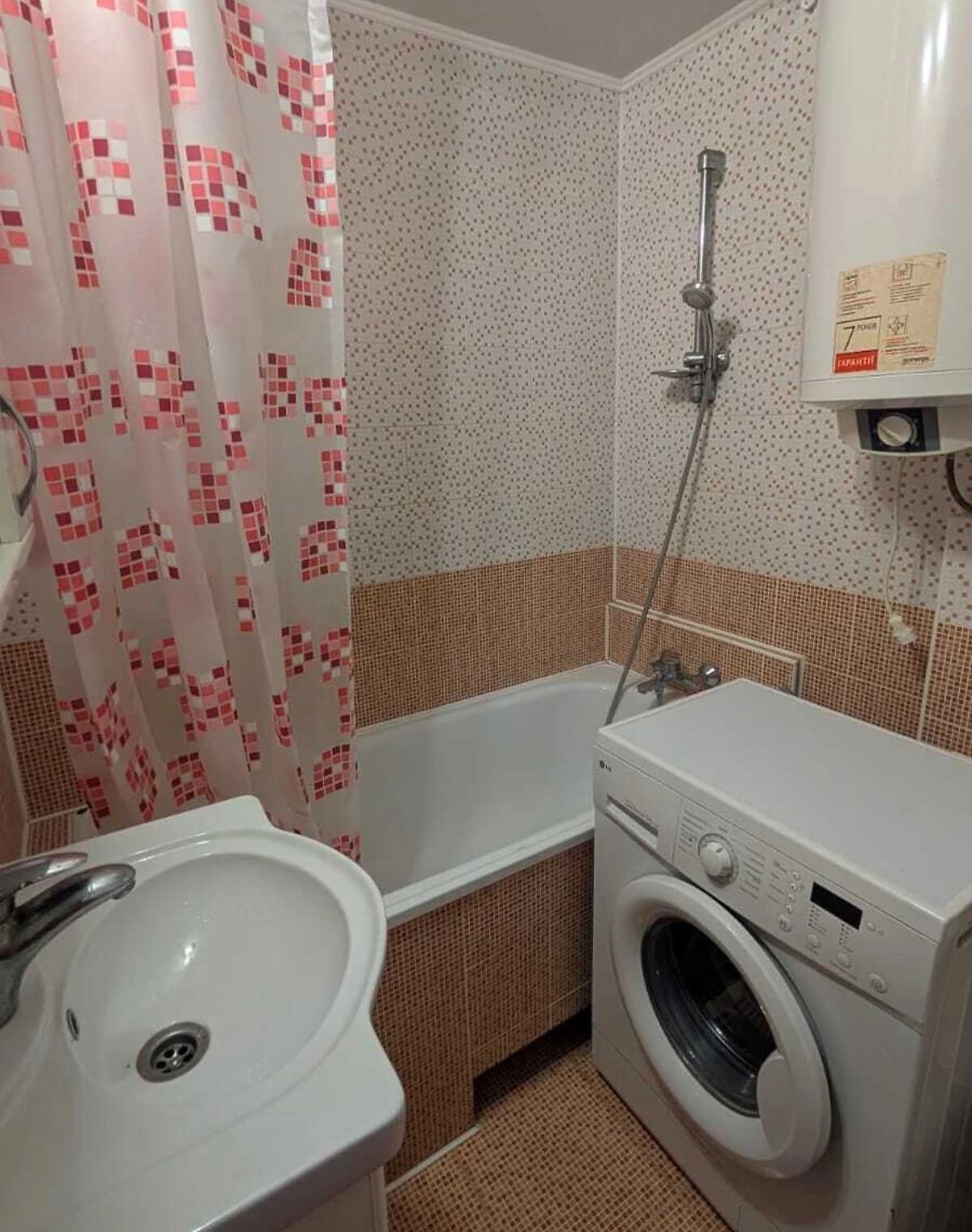 2-кімнатна квартира, Соснівський: інтернет і вода без світла - фото 4