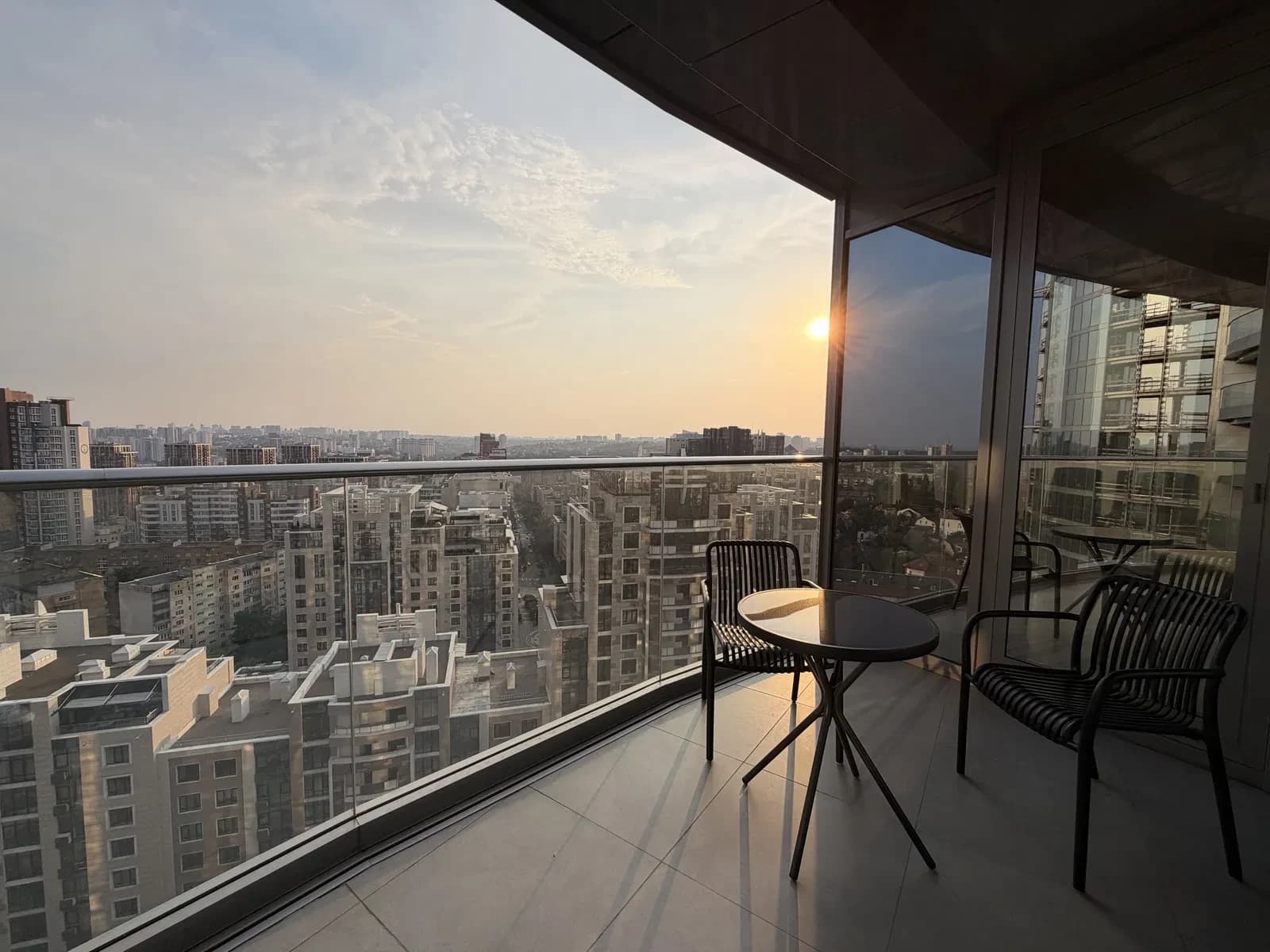 2-кімнатна квартира у ЖК Taryan Towers: тераса, резервне живлення - фото 4