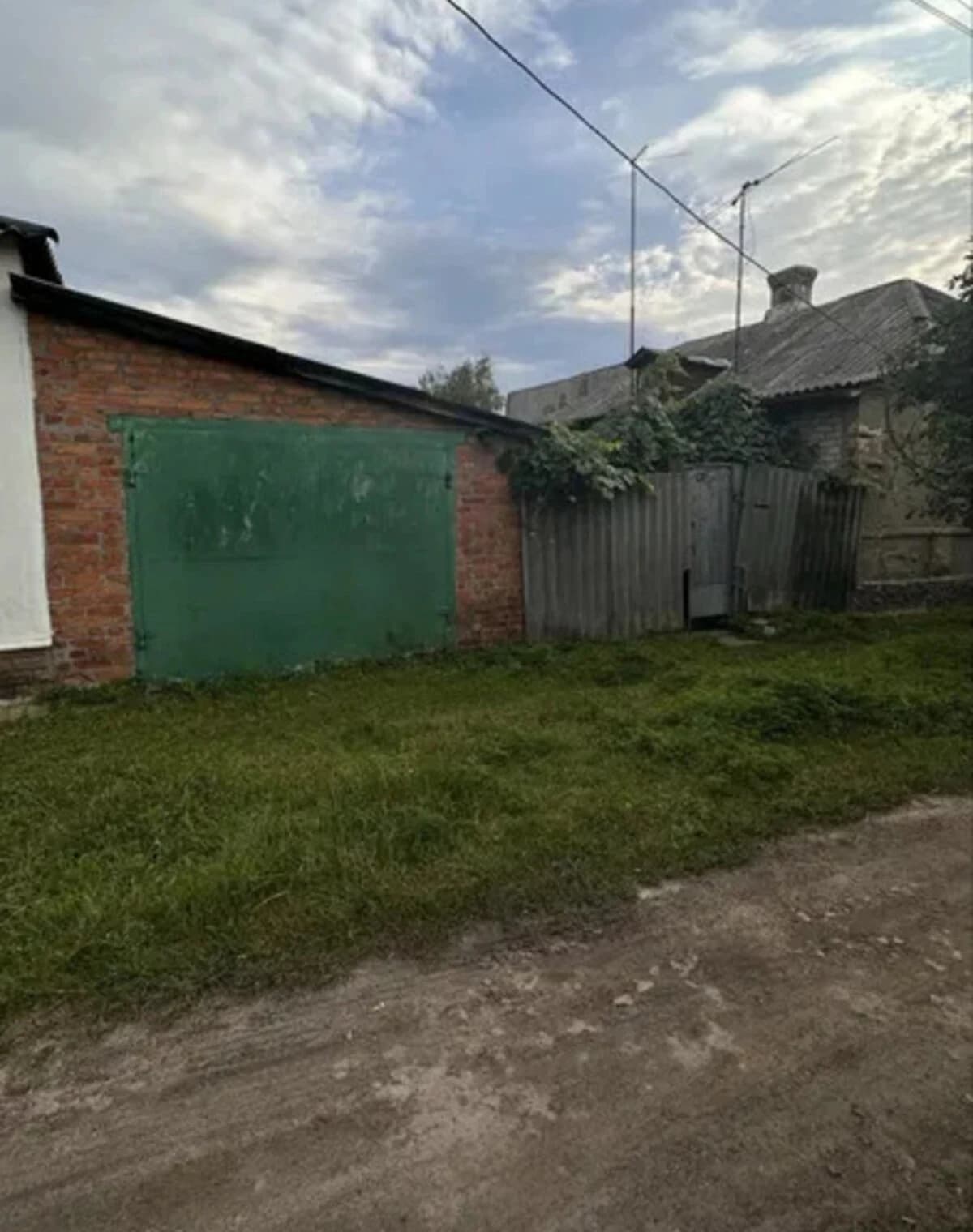 Частина будинку, провулок Будянський: сад і город, свердловина - фото 2