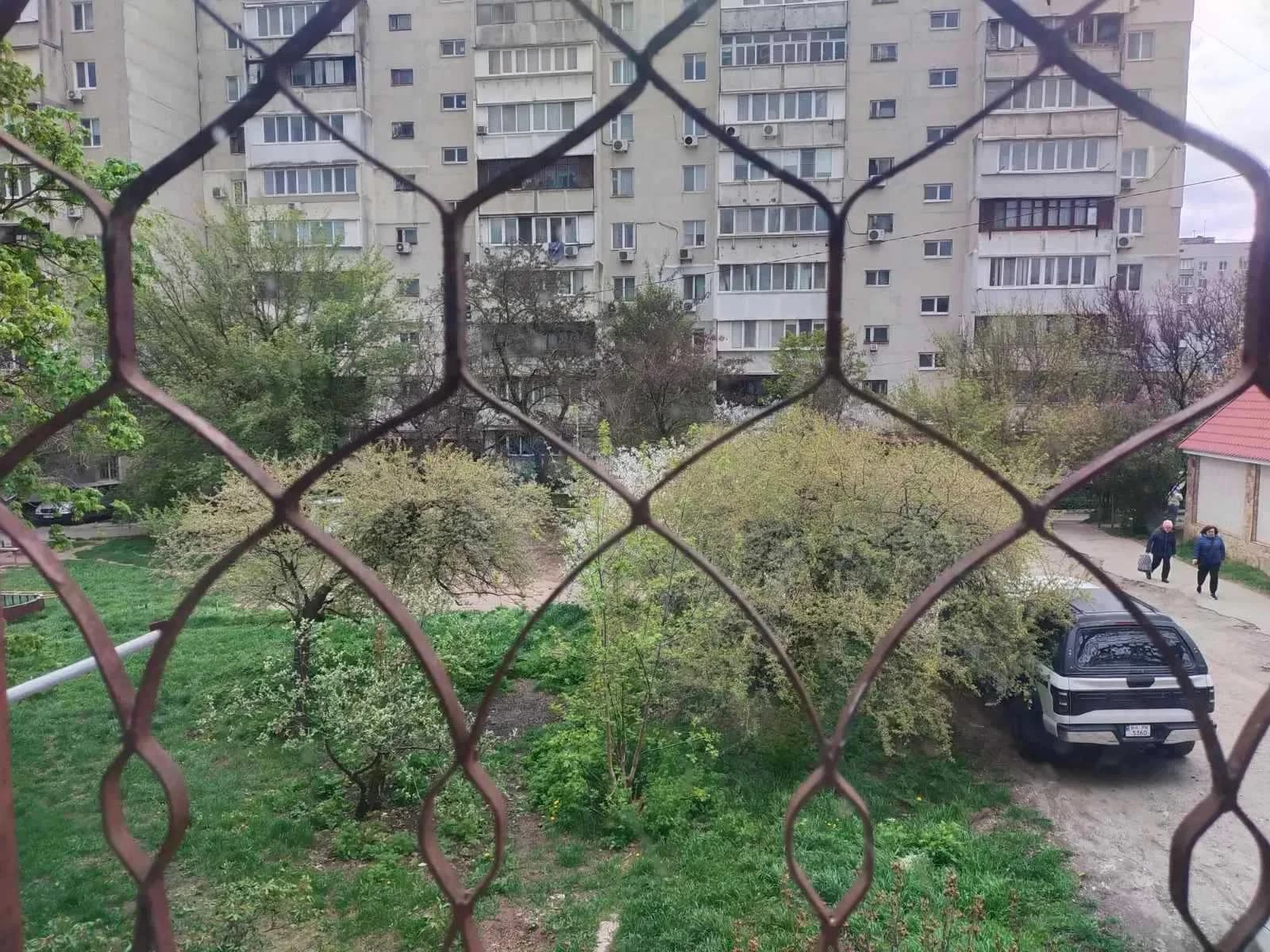 Студія, Пересипський: косметичний ремонт, гостьовий паркінг - фото 3