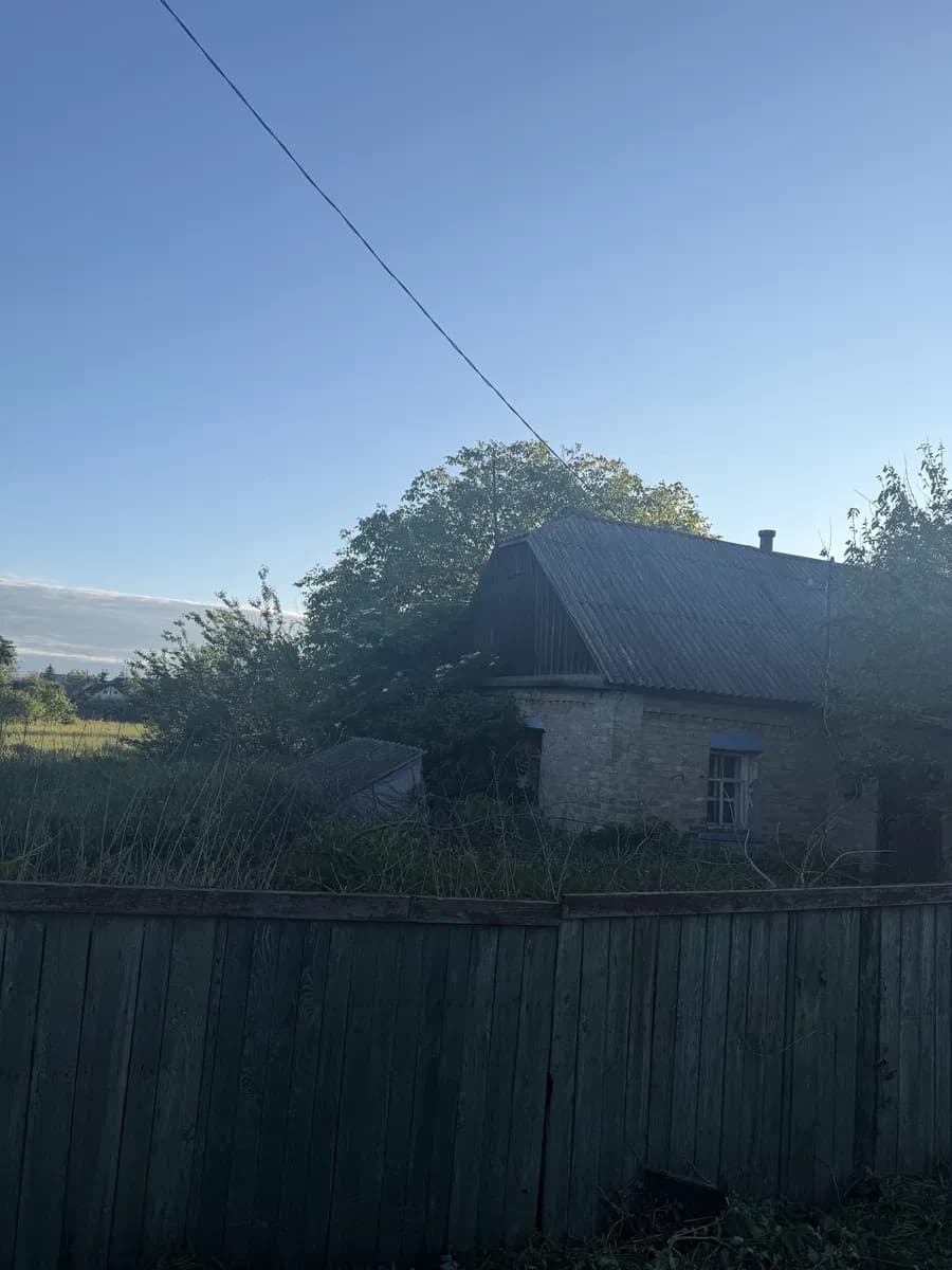 Ділянка 32 сотки, Лука: будинок і сарай, світло на ділянці - фото 3