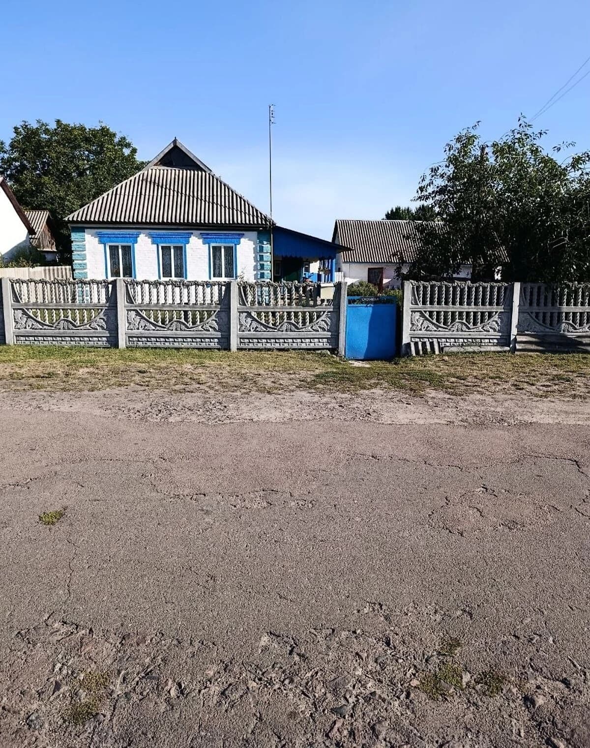Будинок, Мостове: ділянка 57 соток, гараж із підвалом, єОселя