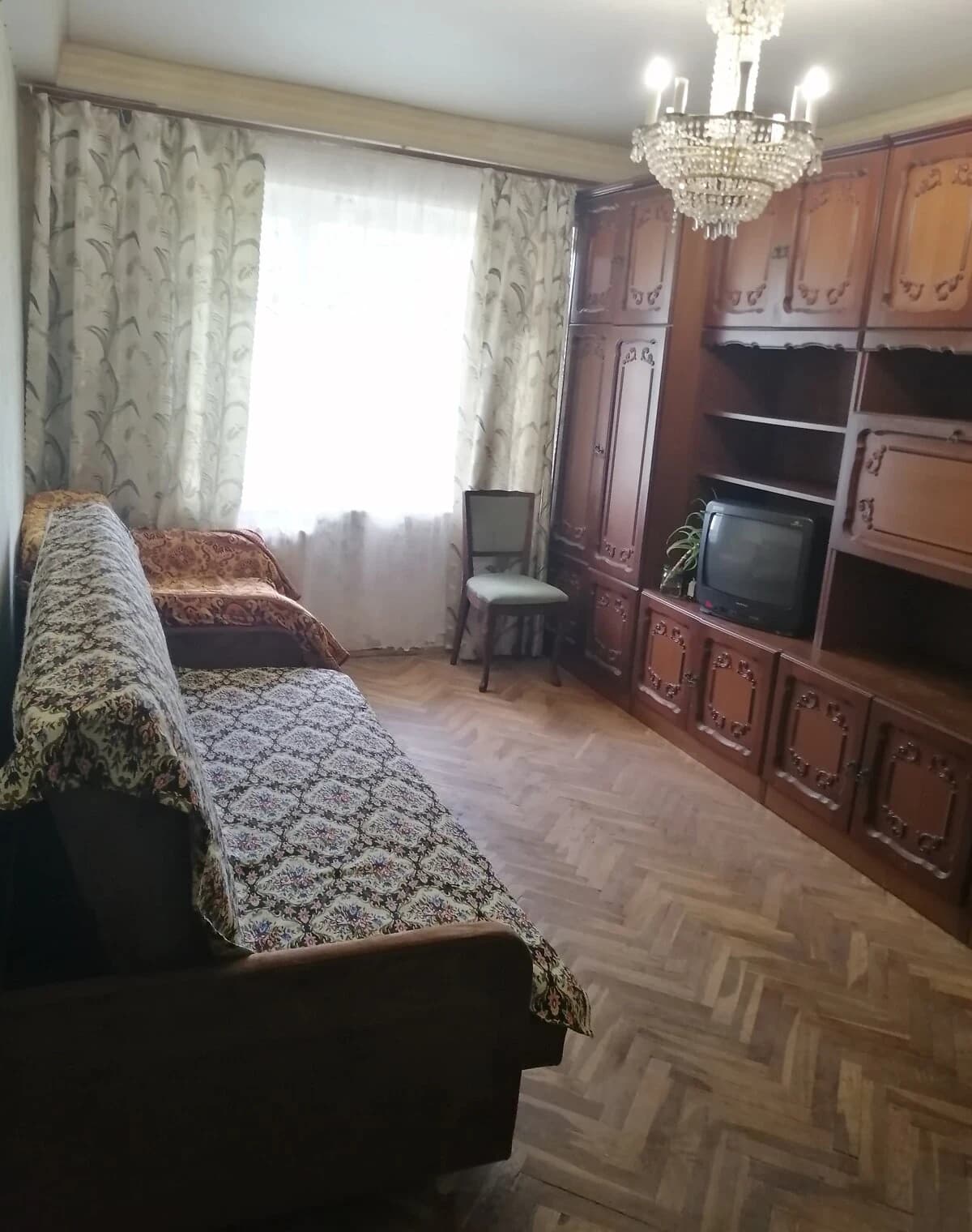 2-кімнатна квартира, Березняки: косметичний ремонт, метро Лівобережна - фото 1