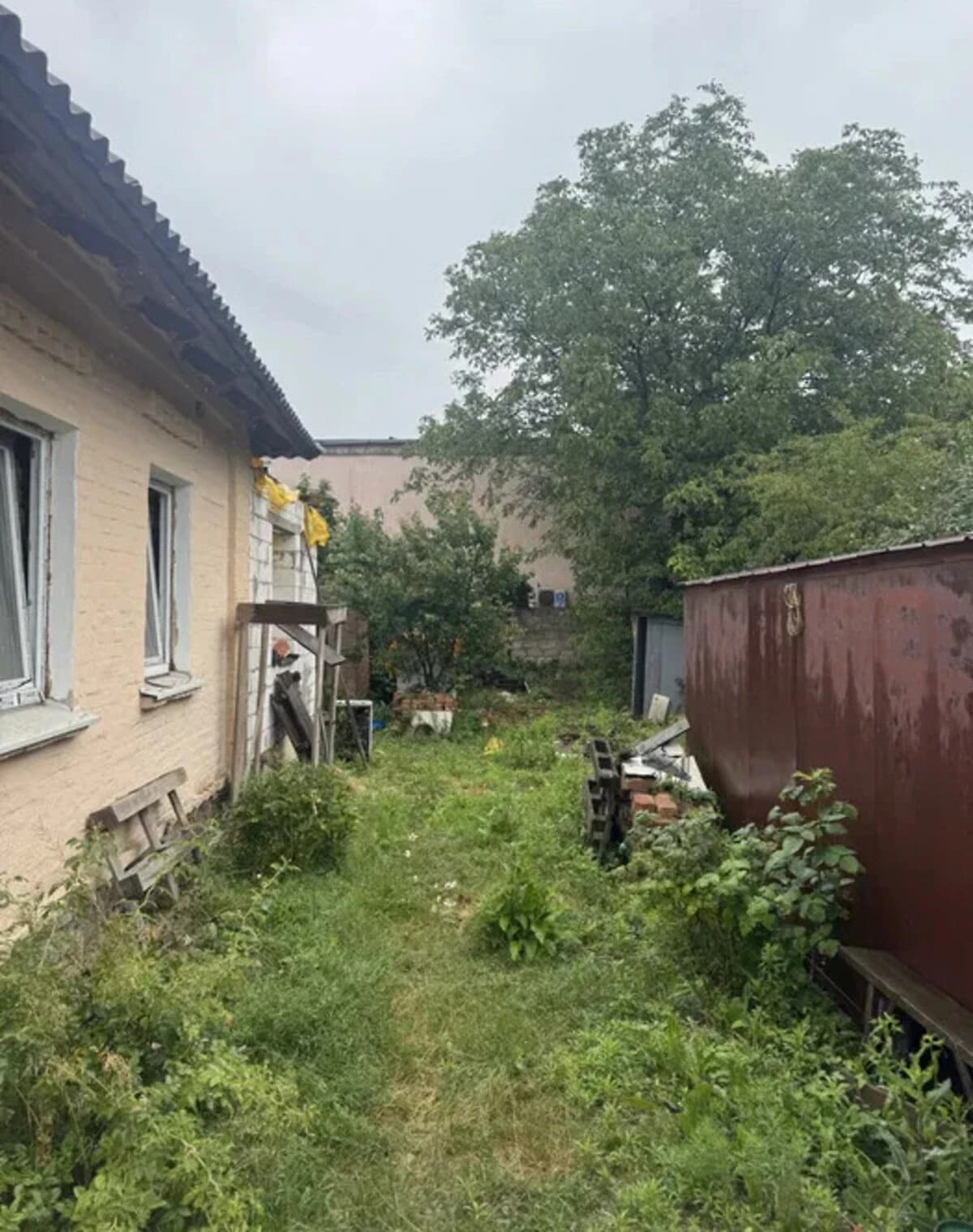 Частина будинку, вулиця Зелена: цегляні стіни, сарай - фото 4