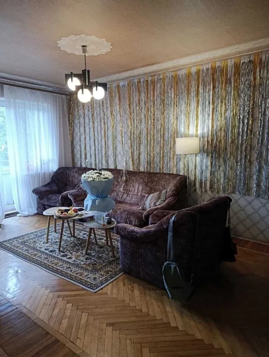 3-кімнатна квартира, Павленки: метро Палац спорту п’ять хвилин