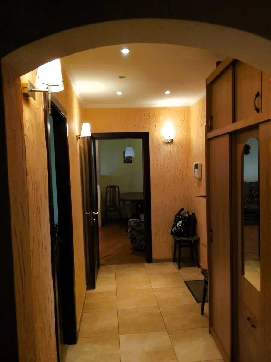 2-кімнатна квартира, Оболонський: метро 15 хв пішки, гідромасажна ванна - фото 4