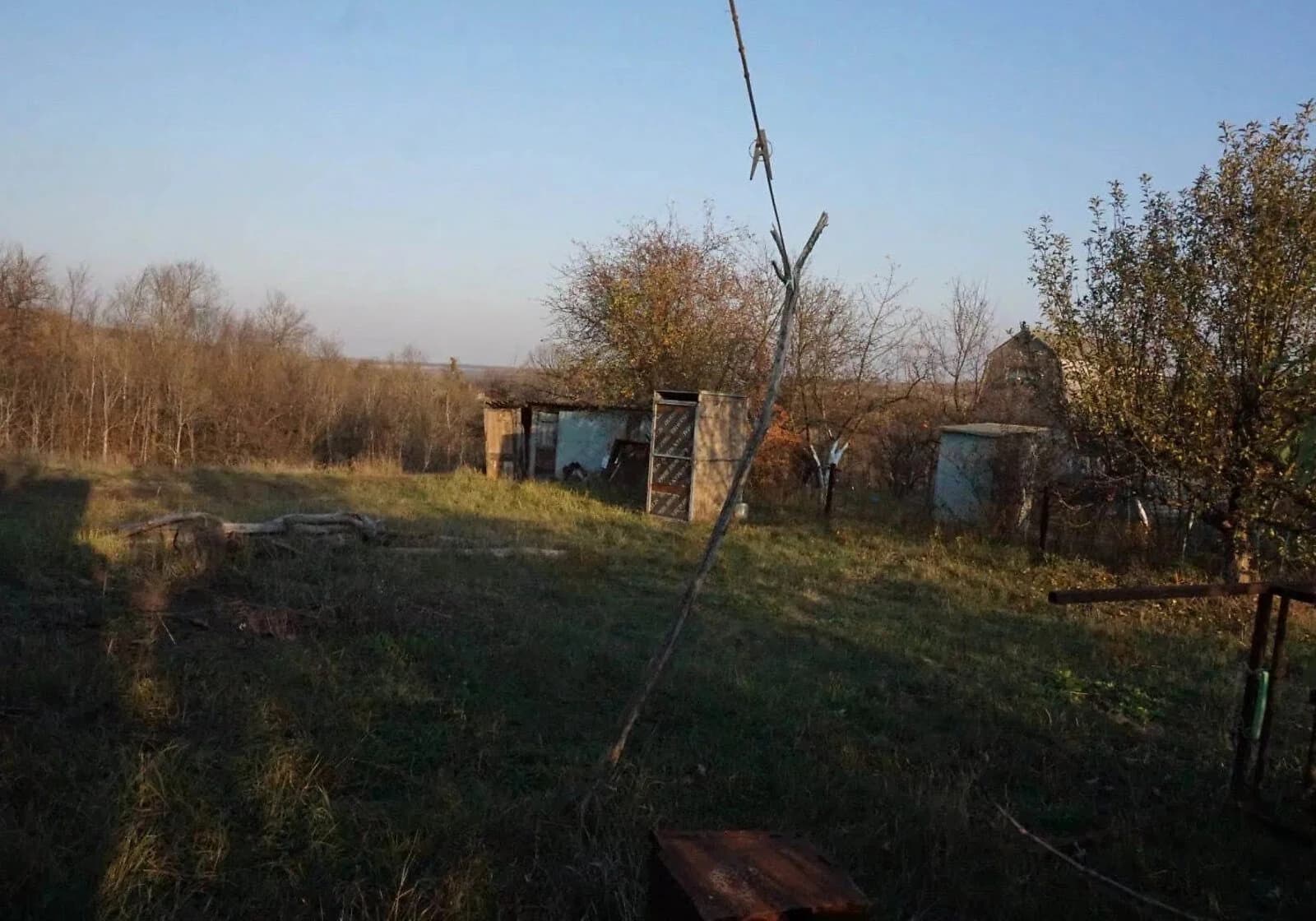 Дача, садове товариство «Радість»: свердловина, сад, цегляні стіни - фото 5