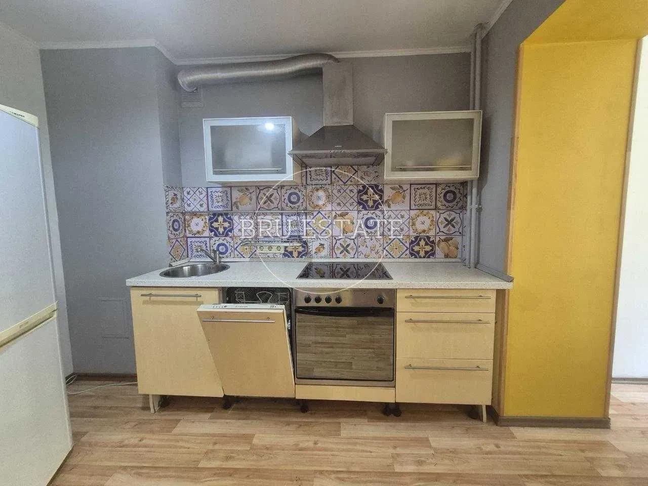1-кімнатна квартира, Шевченківський: косметичний ремонт, техніка - фото 2