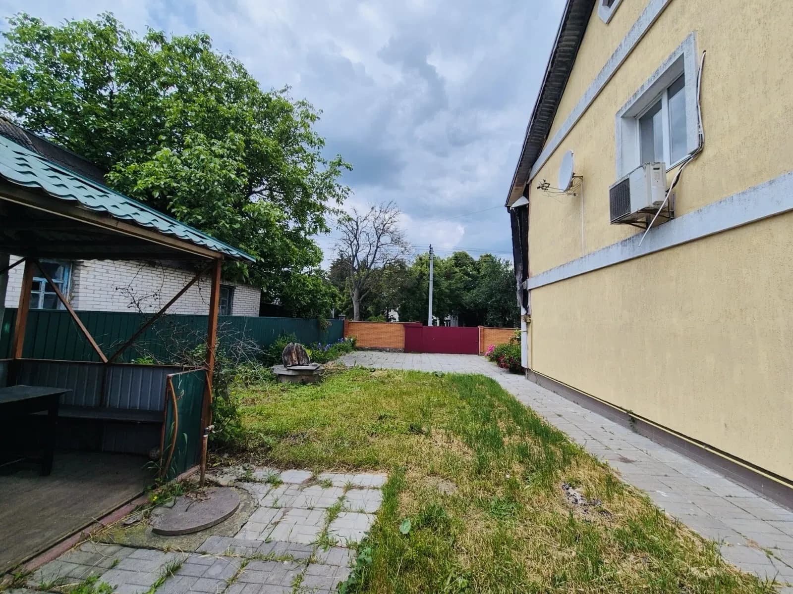 Будинок, Красна Слобідка: камін опалює 2 поверхи, 20 соток - фото 3