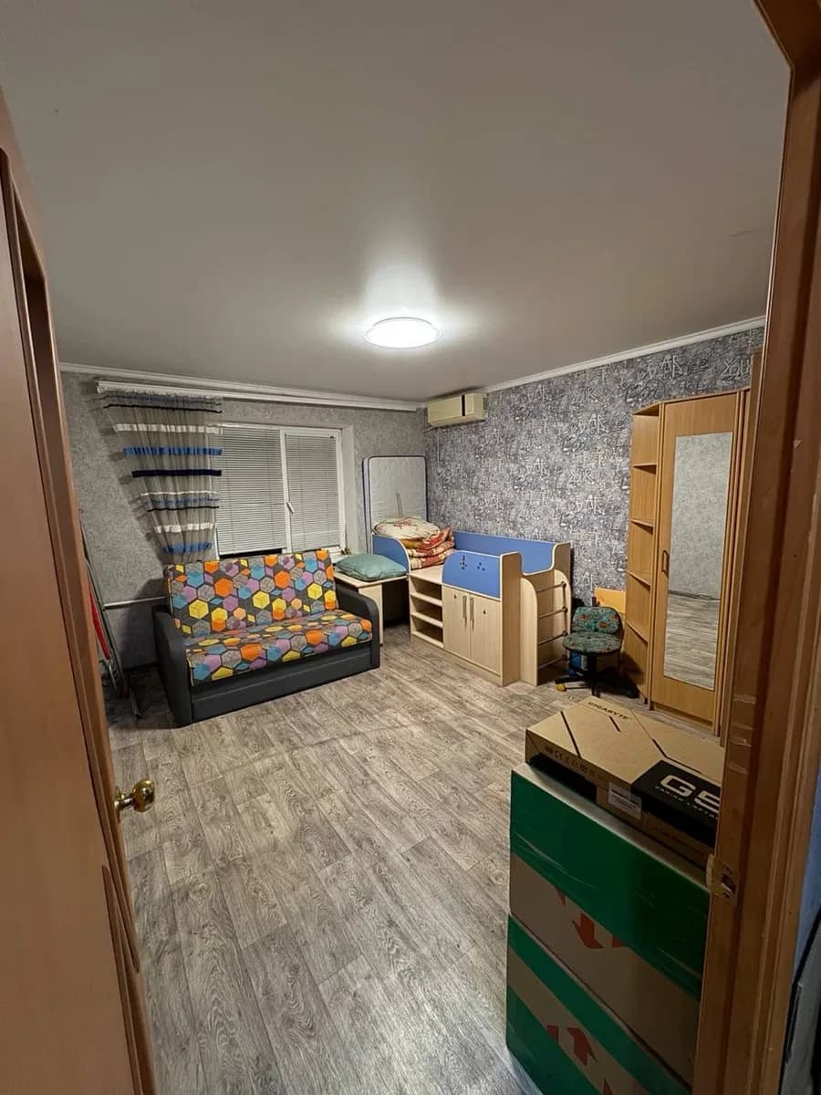 2-кімнатна квартира, Краматорськ: останній поверх, косметичний ремонт, меблі - фото 5