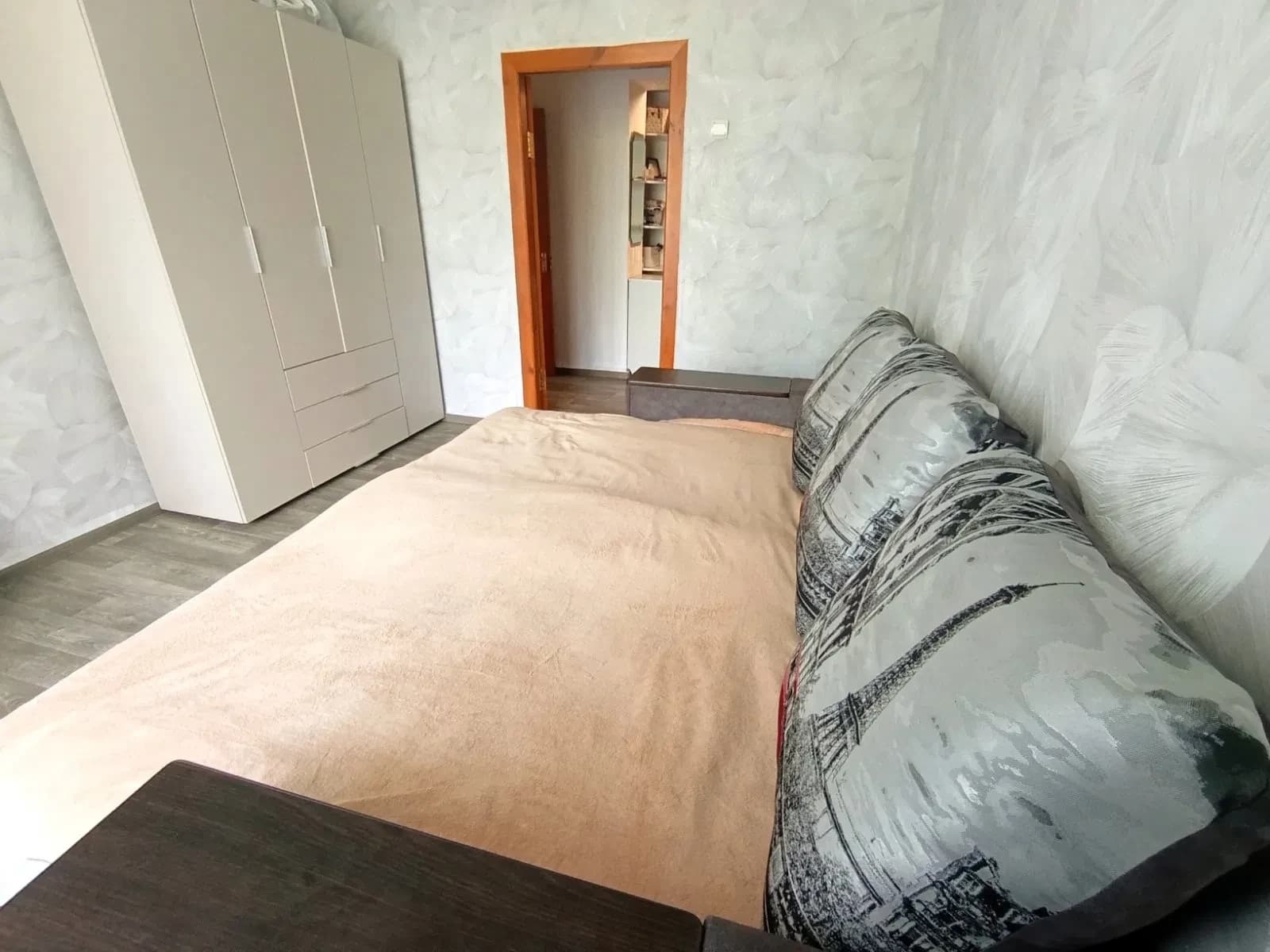 2-кімнатна квартира, район площі: сталінка, два балкони - фото 5