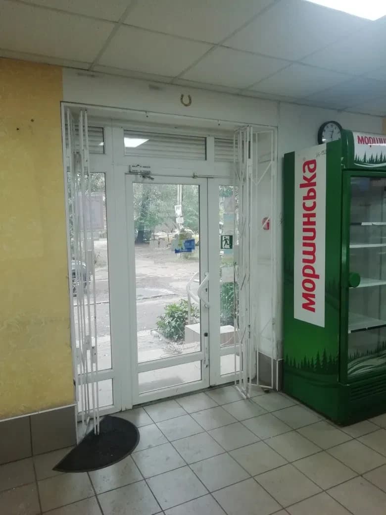 Магазин, Покровський: холодильні вітрини, кондиціонер, бойлер - фото 4