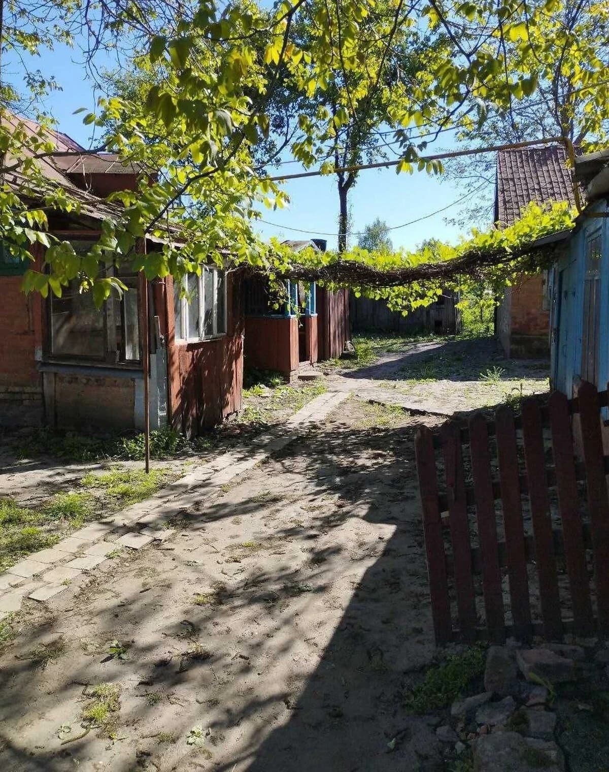 Будинок, Велика Рублівка: цегляні стіни - фото 3