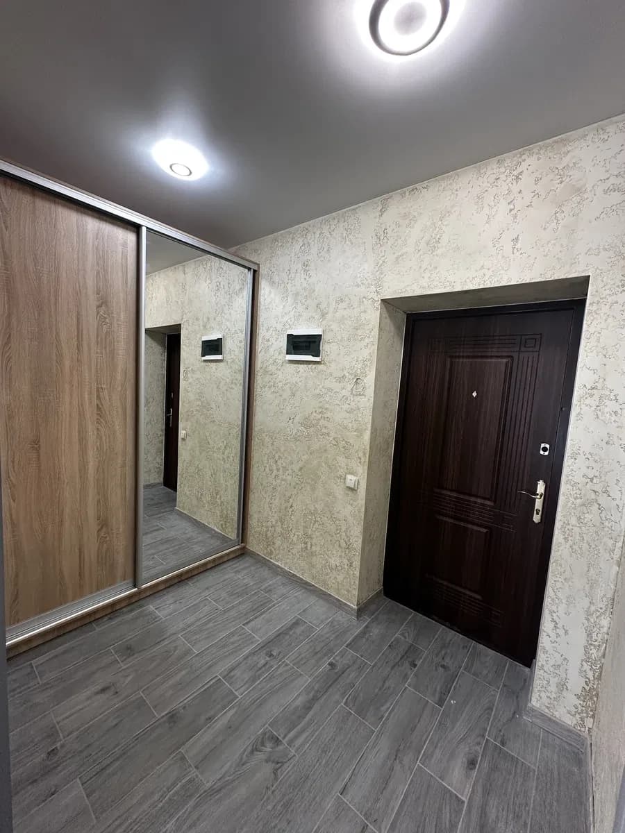 1-кімнатна квартира у ЖК Будинок-20: нова після ремонту, тепла підлога - фото 5