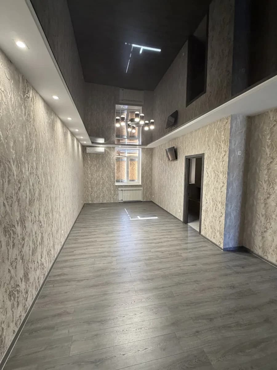 2-кімнатна квартира, Олександрiвський: авторський ремонт, закрита територія - фото 5