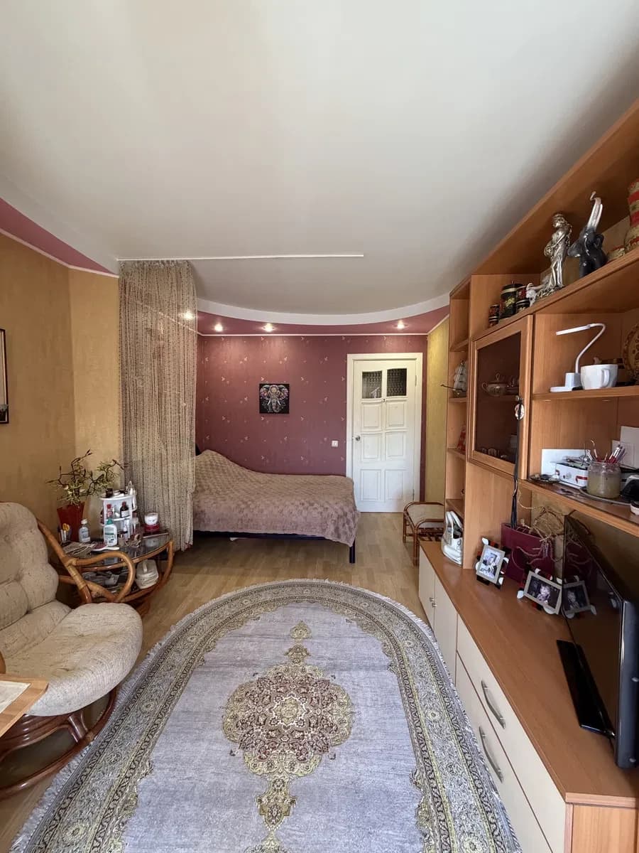 3-кімнатна квартира, Черкаси: 3 окремі кімнати, гардеробна, паркомісце - фото 4