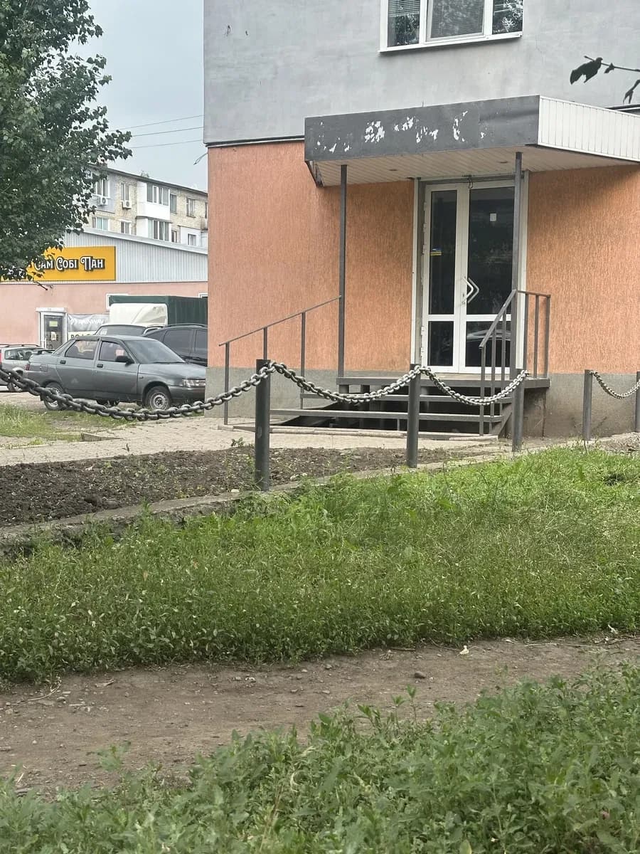 Приміщення, Златопіль: фасадне, окремий вхід, нова електропроводка - фото 4
