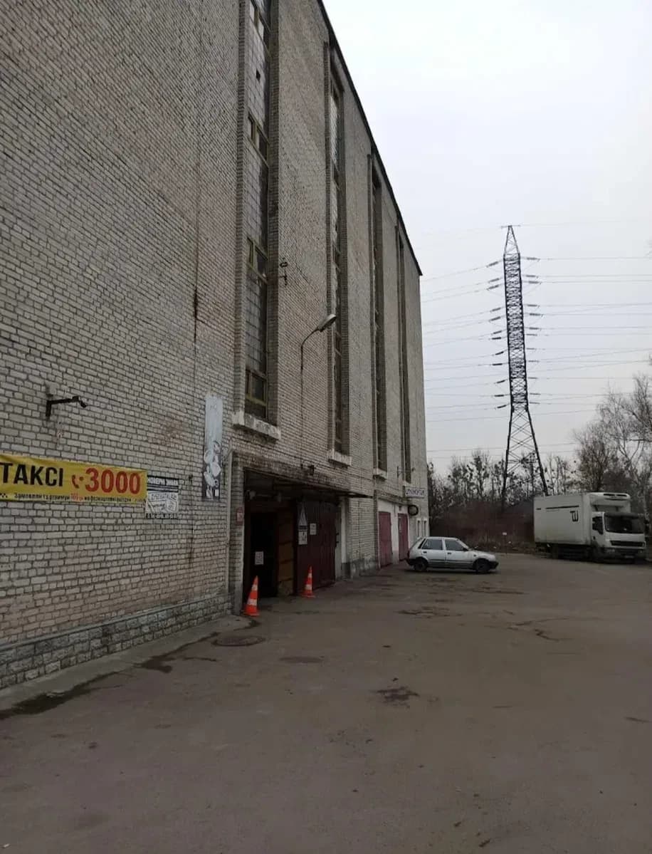 Гараж, Галицький: цілодобова охорона, в'їзд за пропуском - фото 3