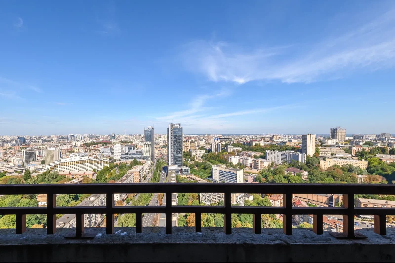 1-кімнатна квартира, Печерський: центр Києва, панорамний вид, тераса