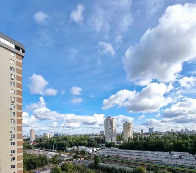 2-кімнатна квартира у ЖК Family & Friends: панорамні вікна - фото 4
