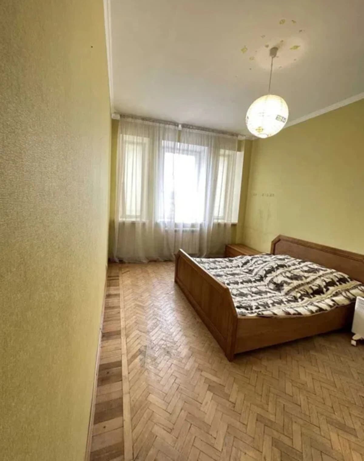 3-кімнатна квартира, Харків: кухня-студія, цегляні стіни, 2018 рік - фото 5