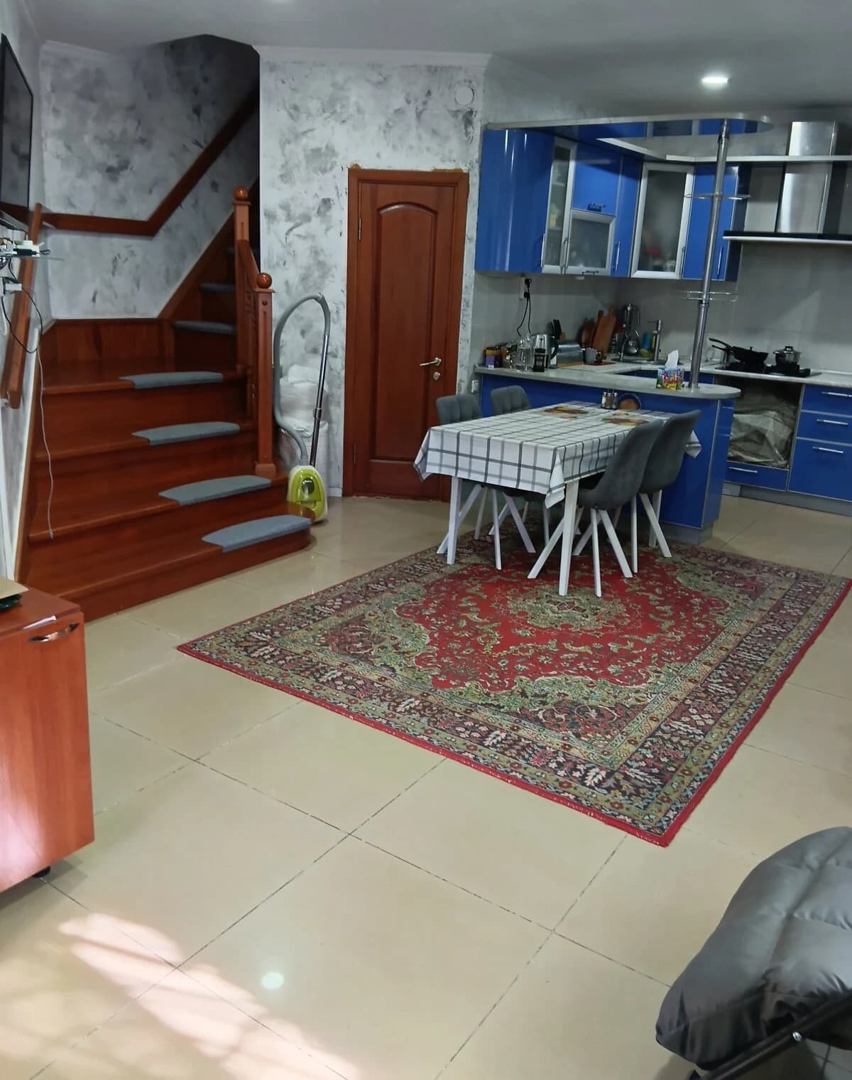 2-кімнатна квартира, Бугаївка: кухня-студія, резервне живлення - фото 1