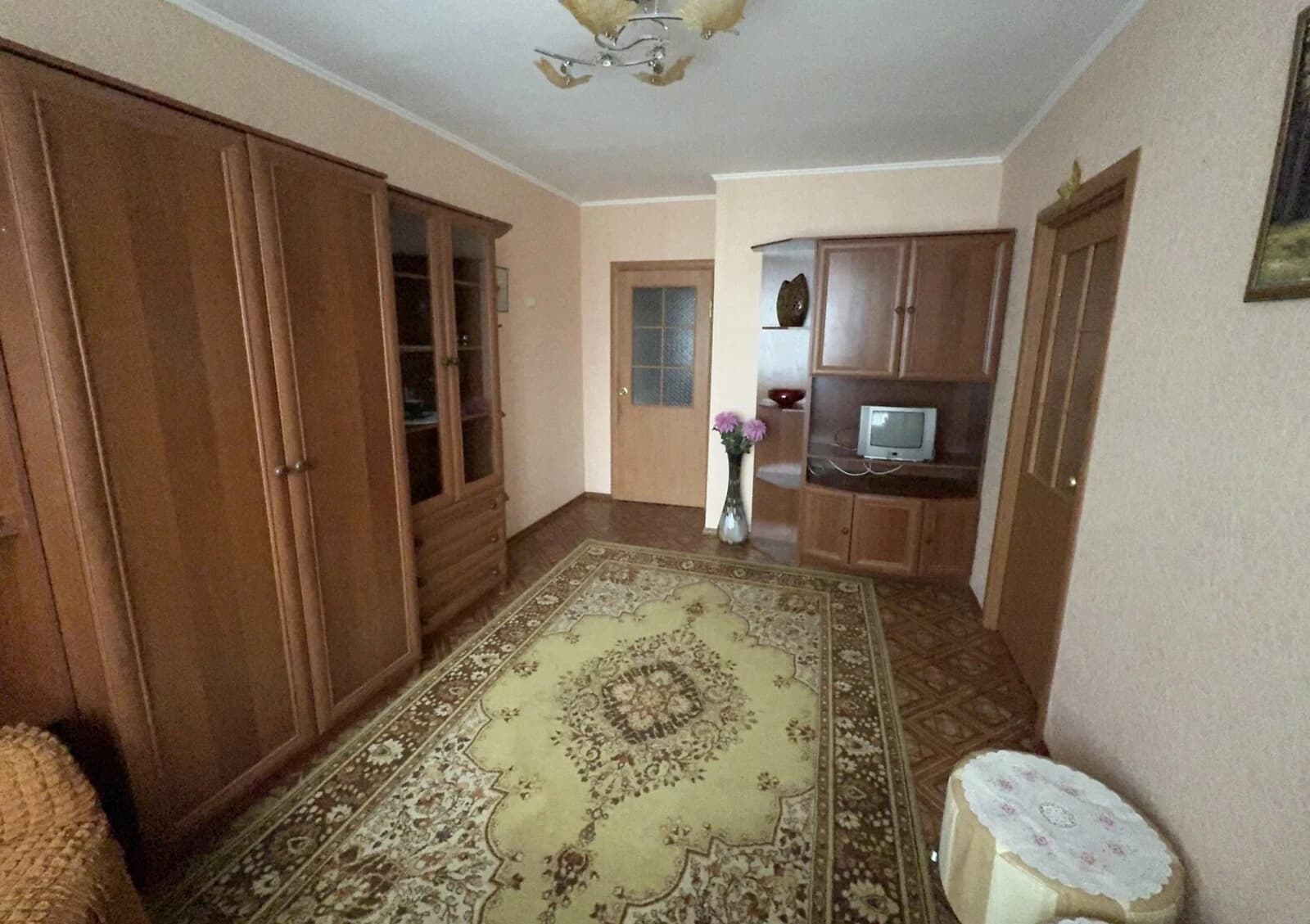 3-кімнатна квартира, Зарічний: косметичний ремонт, цегляні стіни - фото 3