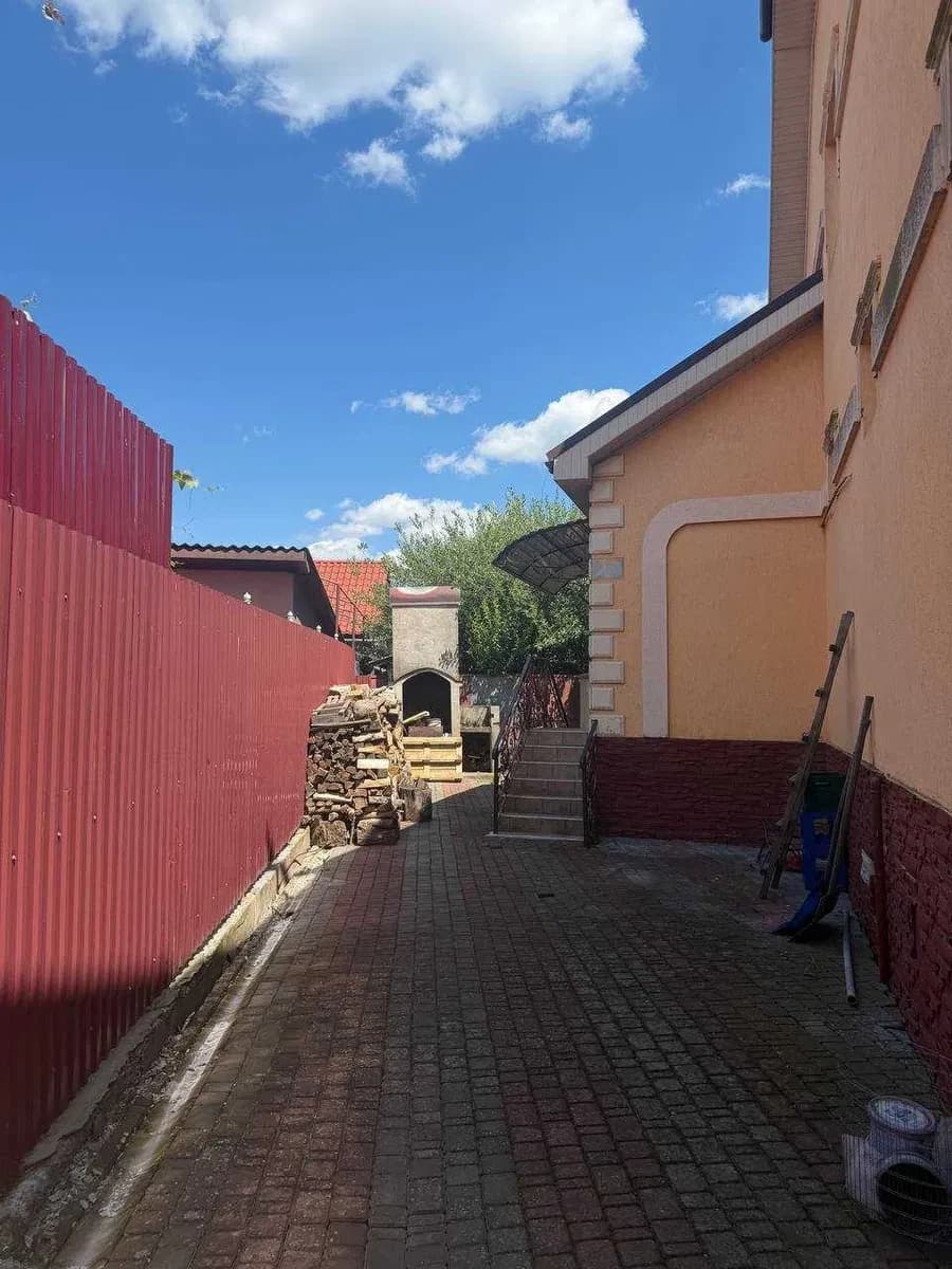 Будинок, Мала Добронь: діючий бар, житлова частина, гриль-зона - фото 5