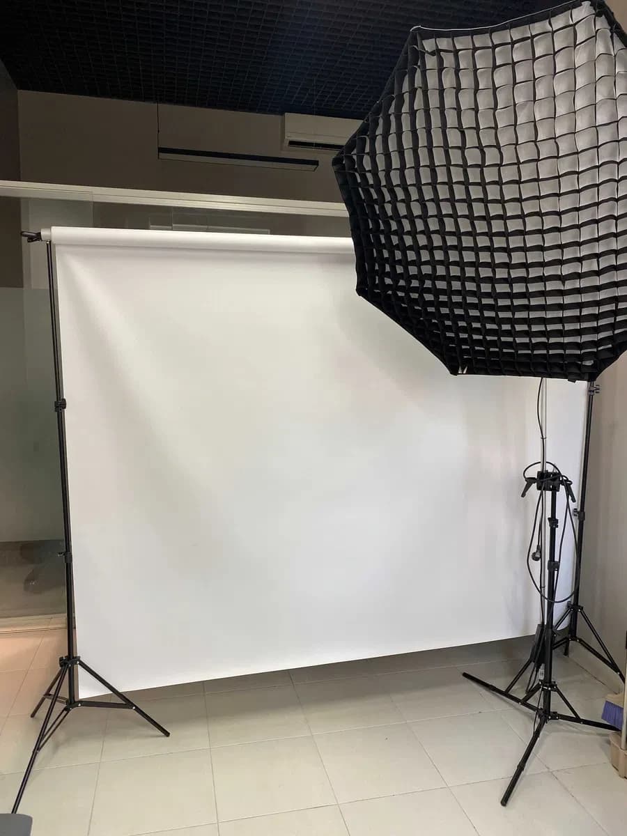 Студія, Київський: професійна фотозона, зарядна станція - фото 3