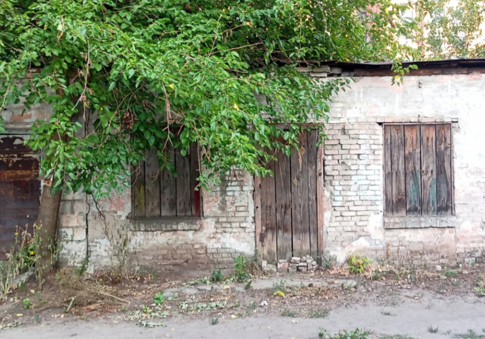 Приміщення, Амур-Нижньодніпровський: 6 приміщень, торг можливий - фото 1