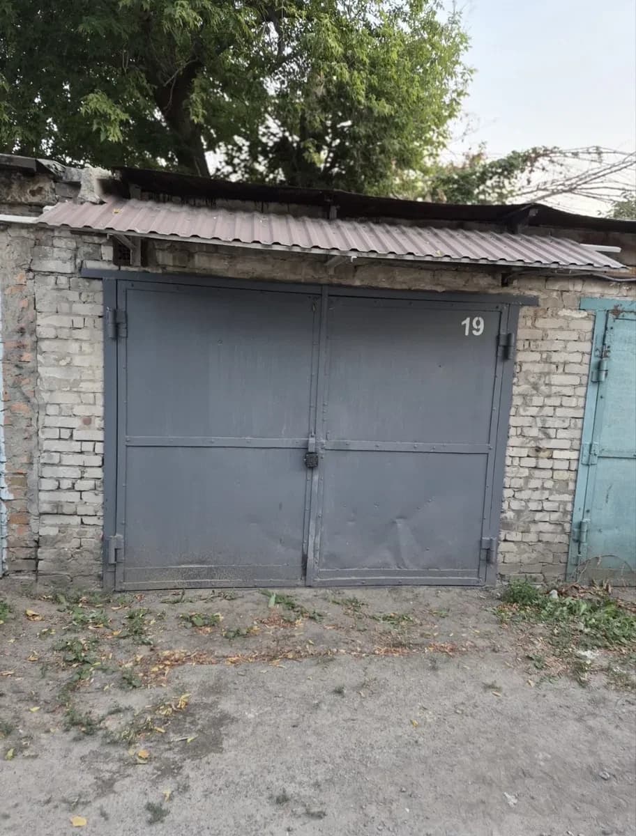 Гараж, Індустріальний: суха яма, постійна електрика