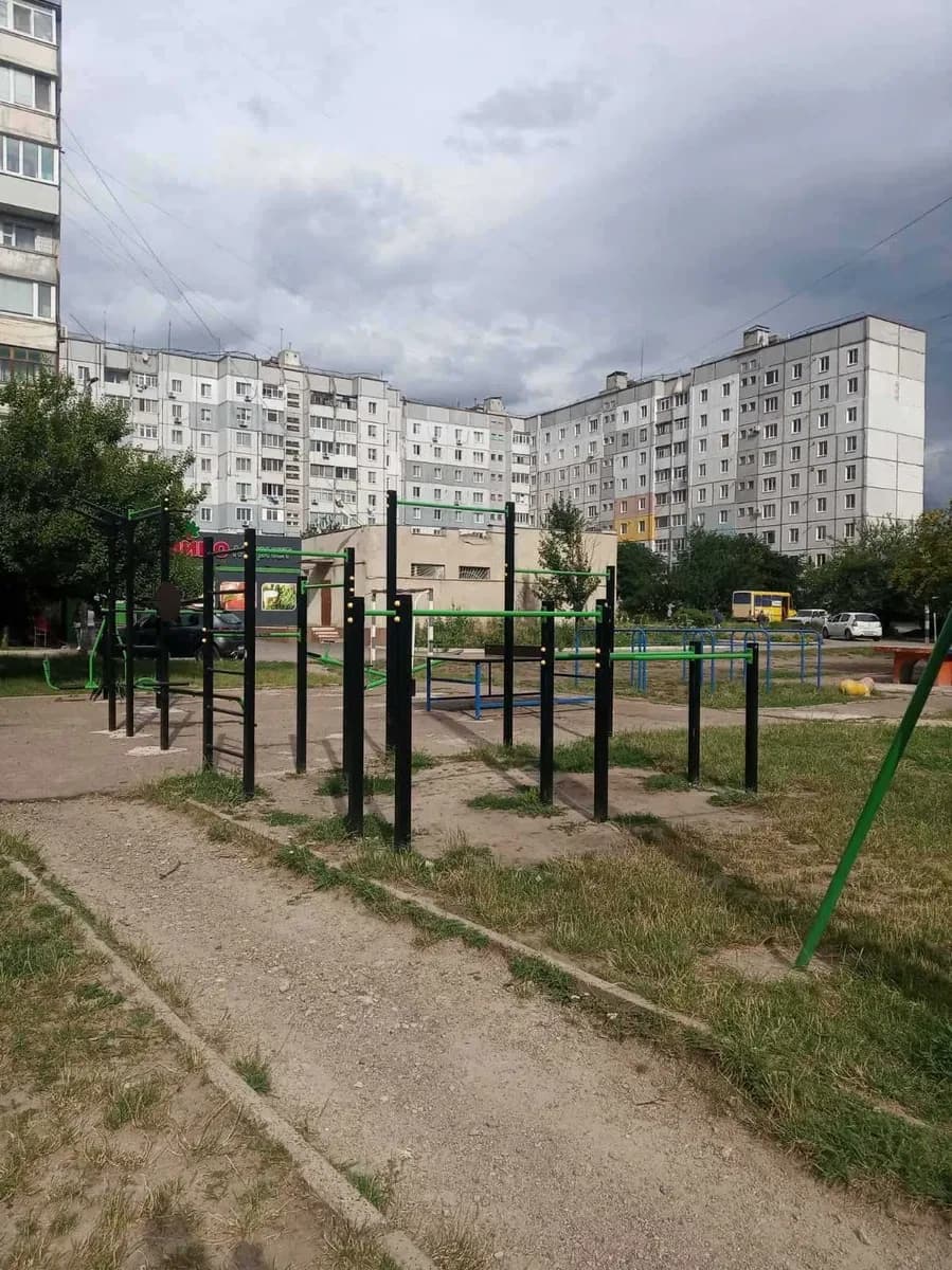 3-кімнатна квартира, Фортечний: косметичний ремонт, АГВ