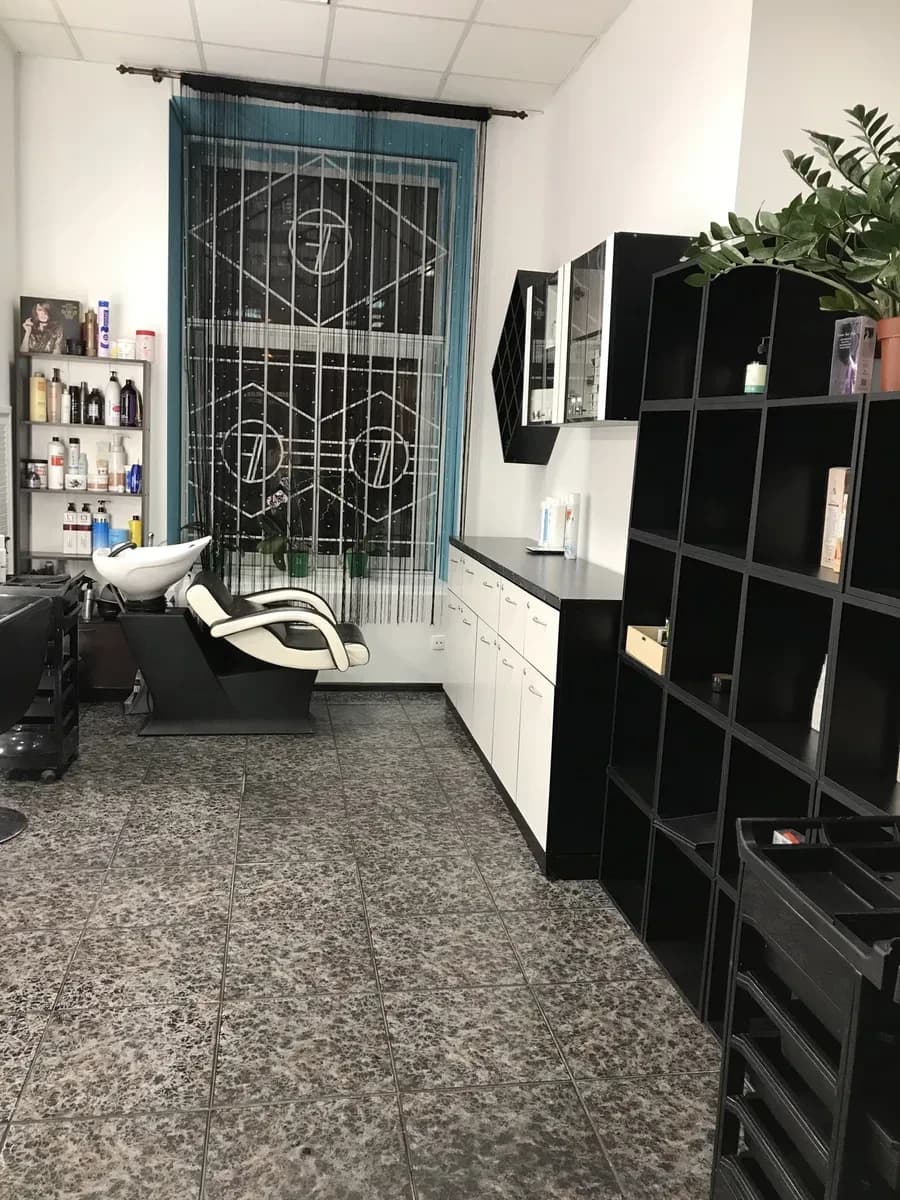 Перукарське крісло, Центральний: генератор, погодинна оренда - фото 3