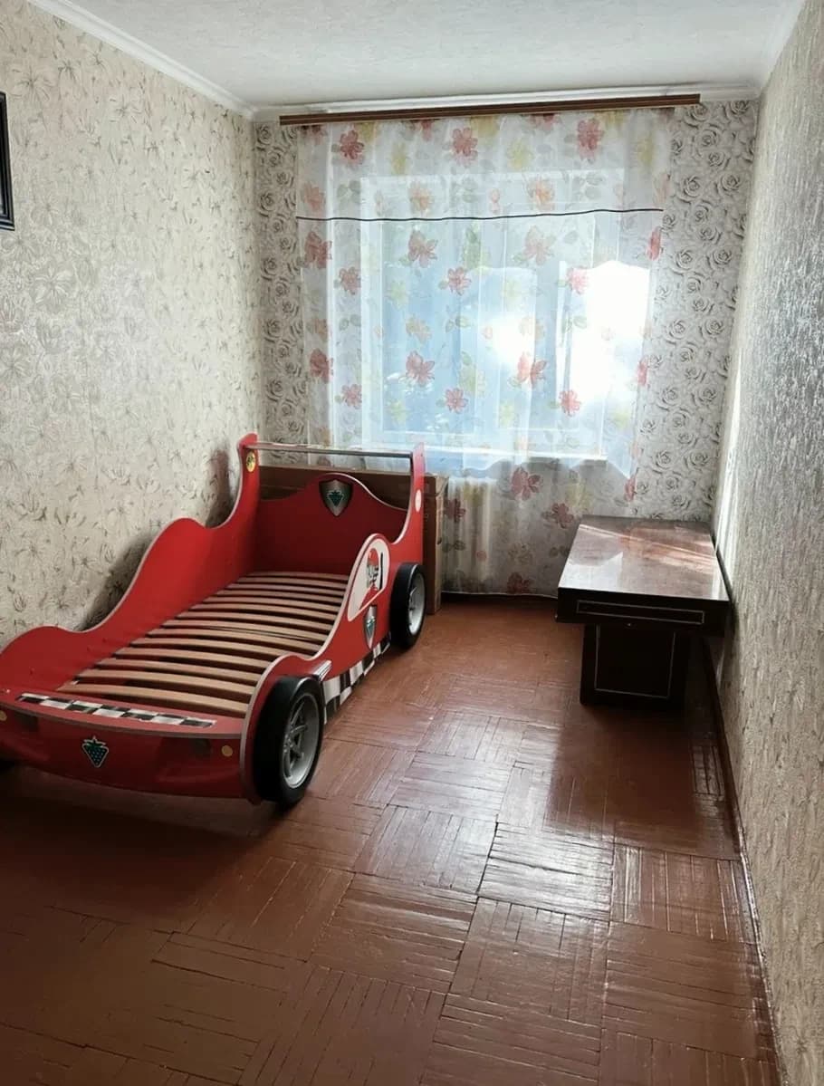 3-кімнатна квартира, Хаджибейський: авторський ремонт, нове ліжко - фото 5