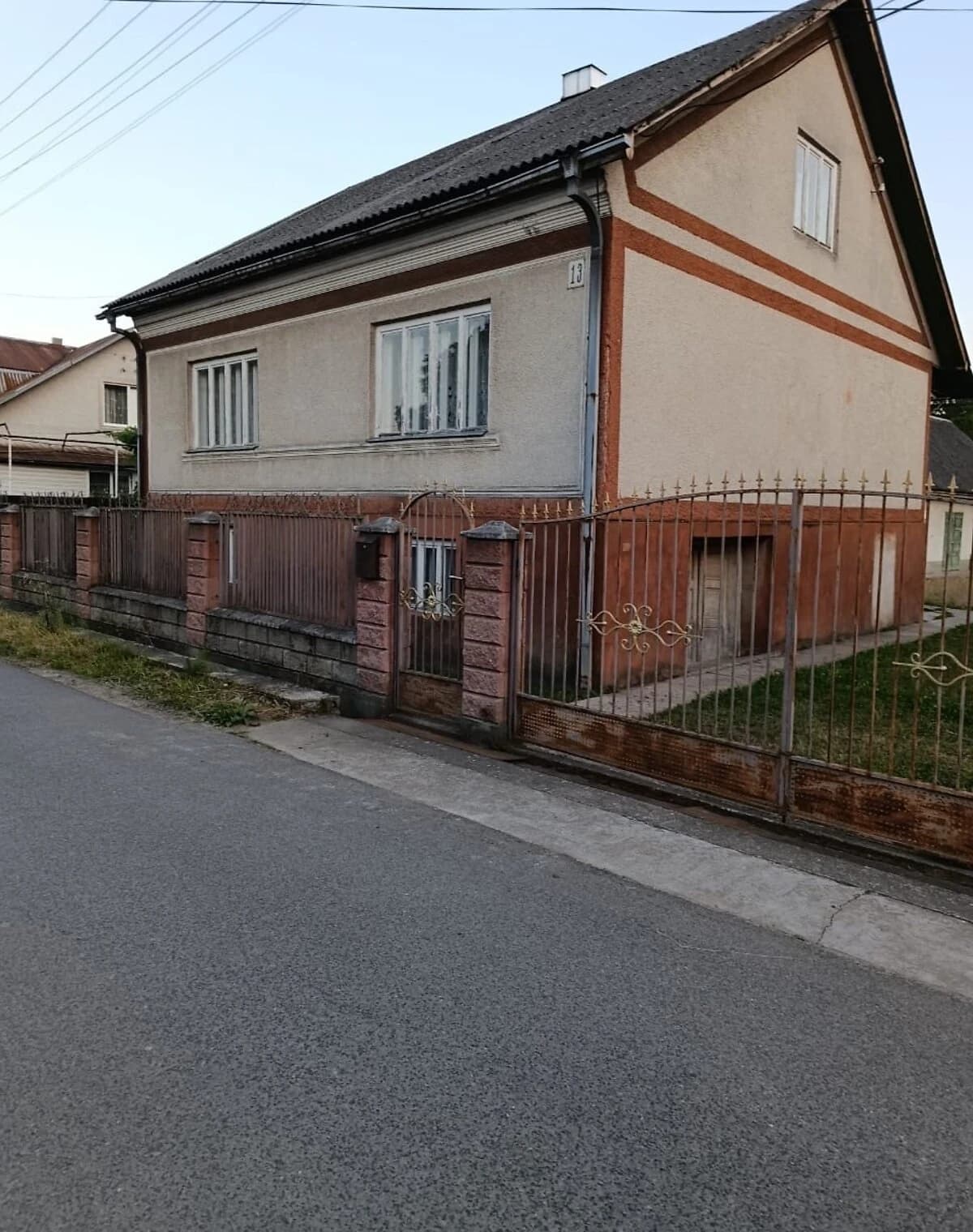 Будинок, Вільхівці: 10 соток, гараж із підвалом, свердловина
