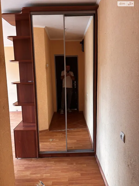 1-кімнатна квартира, Слов'янка: вода й опалення без світла